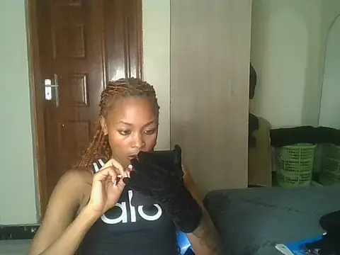 Prettyquueen live cam on StripChat