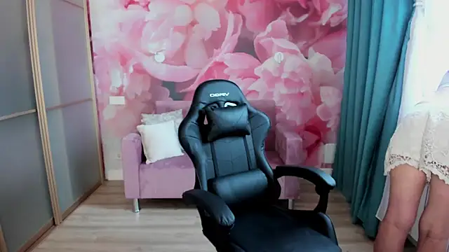 LunaKissesx