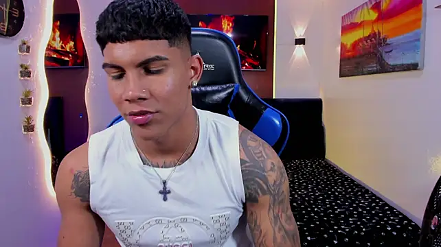Damian_latinxxx