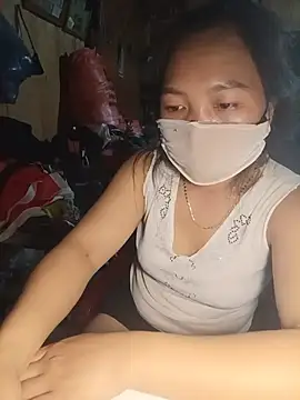 Hiha-nn live cam on StripChat