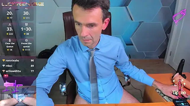 SteveTiger live cam on StripChat