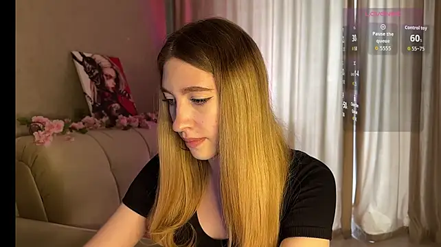 creamberryy live cam on StripChat