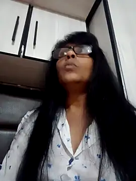 MsAttitude live cam on StripChat