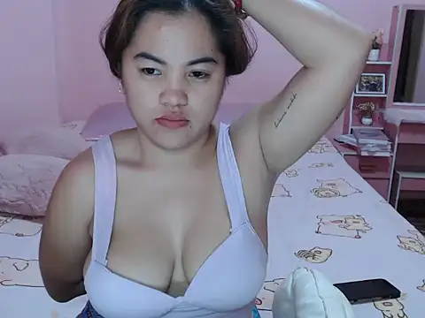 Pinay_SweetHeartx live cam on StripChat