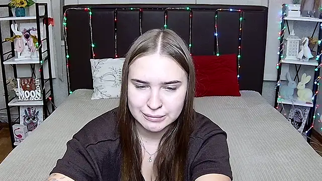 LauraHlot