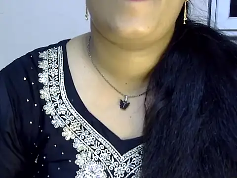 Muskan_Jha live cam on StripChat