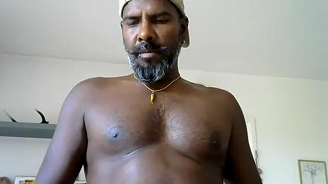 frenchblackc31 live sex cam