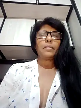 MsAttitude live cam on StripChat