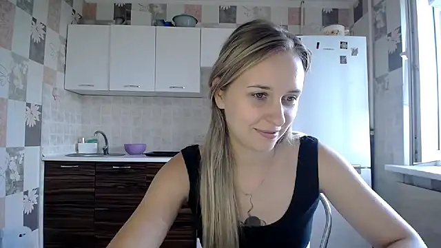 _Nicole_new live cam on StripChat