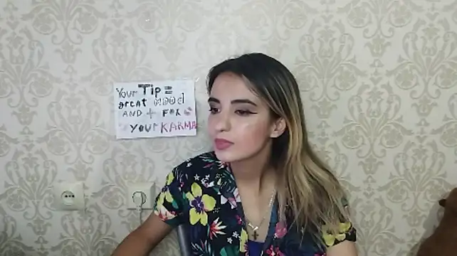 AminaGirls live cam on StripChat