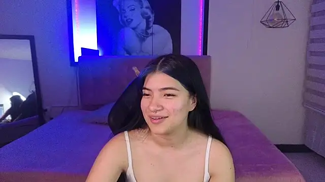 Bonnie_ligth live cam on StripChat