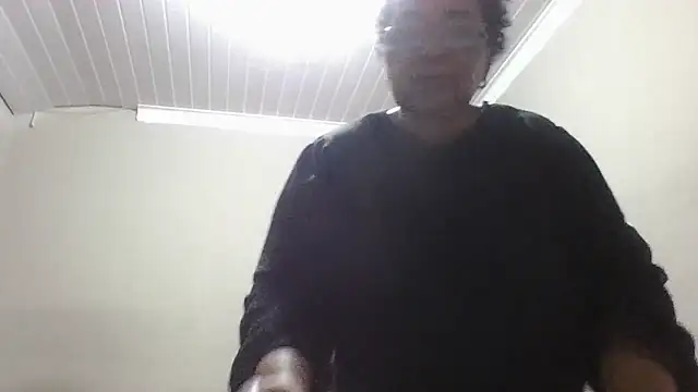 KinkyRicoSaisyours live cam on StripChat