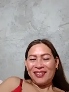 merr_ann123 live cam on StripChat