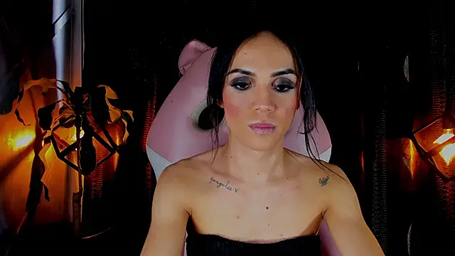 Cristal_Gem1 live cam on StripChat