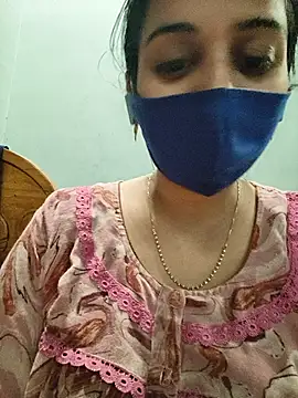 tamil_shalini (F milf) - Lips