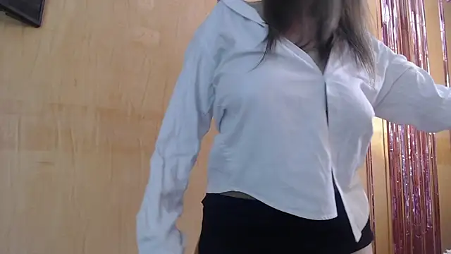 miss_lilieth live cam on StripChat
