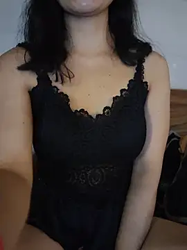 Mlemmz live cam on StripChat
