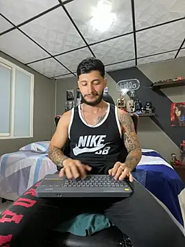 marcel_crawford96 live cam on StripChat
