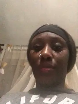 lola_davis6 (F young) - cumshow