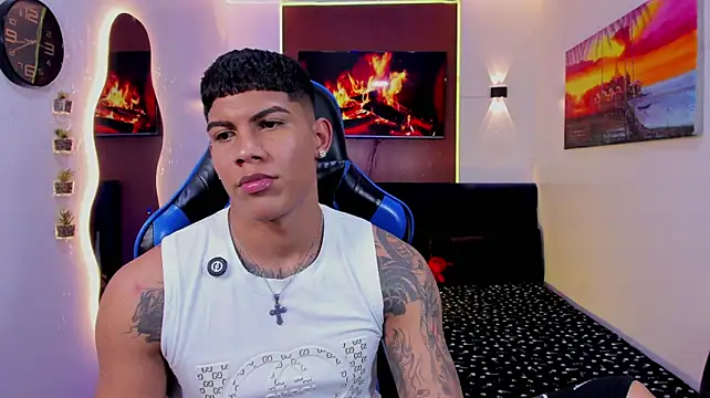 Damian_latinxxx live cam