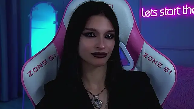 BeverlyMost live cam