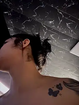 isabella-teen (F teen) - Flash Pussy🌸