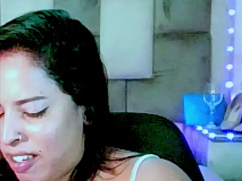 indiantopaz694u's live room