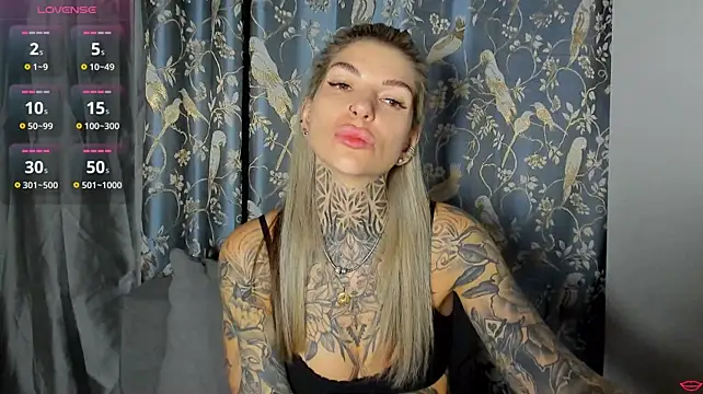 tattooedbabyy's live room