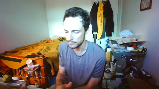 JohnnyMoves