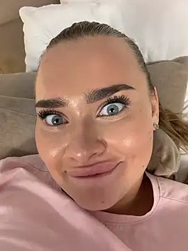 MonicaWestt