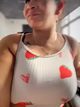 Carola-Ross live cam
