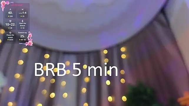 marie_moore's live room