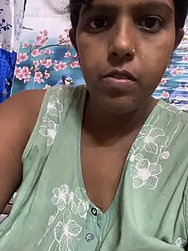 Beauty-queen live cam on StripChat