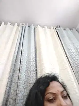 Cute-Janvi20 live cam on StripChat