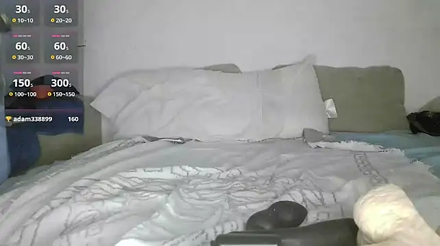 canarito18 live cam on StripChat