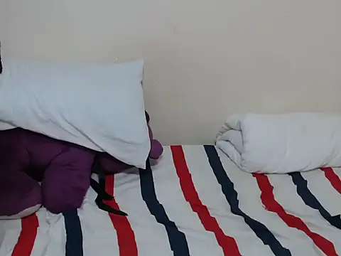 sweet_cecee live cam on StripChat