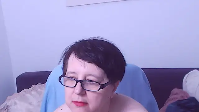 ChristaRose live cam on StripChat