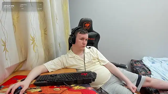 iliaskrislove live cam on StripChat