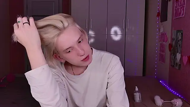 ron_vilss (M twink) - good day