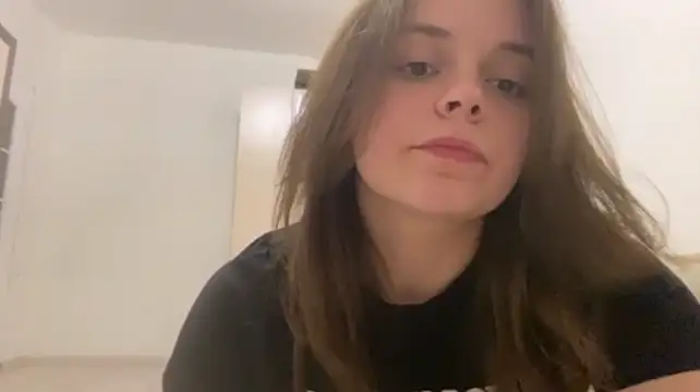LorileeKaliszewski live cam on StripChat
