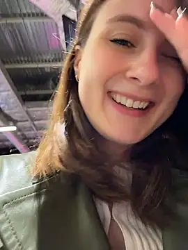 Dina_Tease live sex cam
