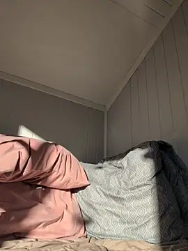 kittyazora (F milf) - FINGERS IN PANTIES PLAY
