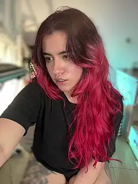 NikkiNix