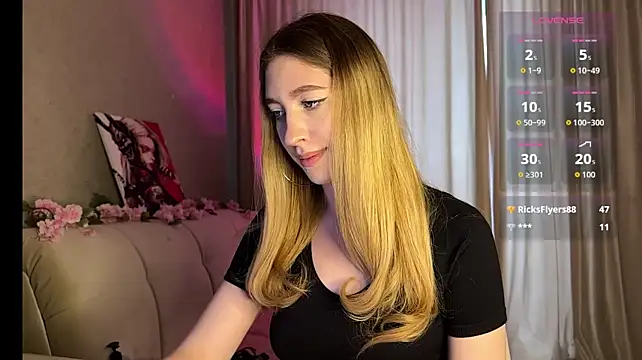 creamberryy live cam on StripChat