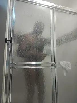 sinnernoir live cam on StripChat