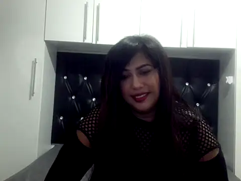 Temptress_M8 live cam on StripChat