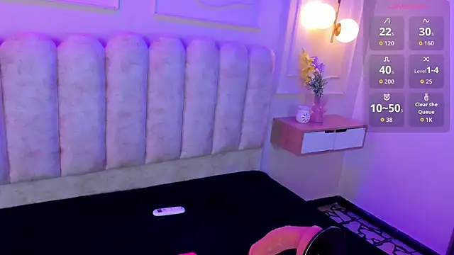 lanna_brunette