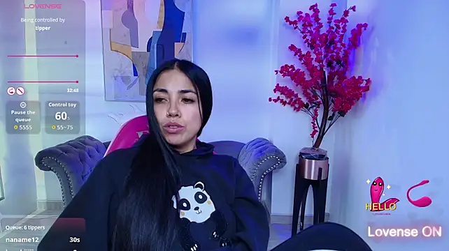 Sara_strawberry