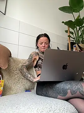 SkinnyLilly