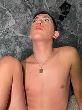 iam_caami_ (M twink) - rub pinky asshole + spank 🔥🍑